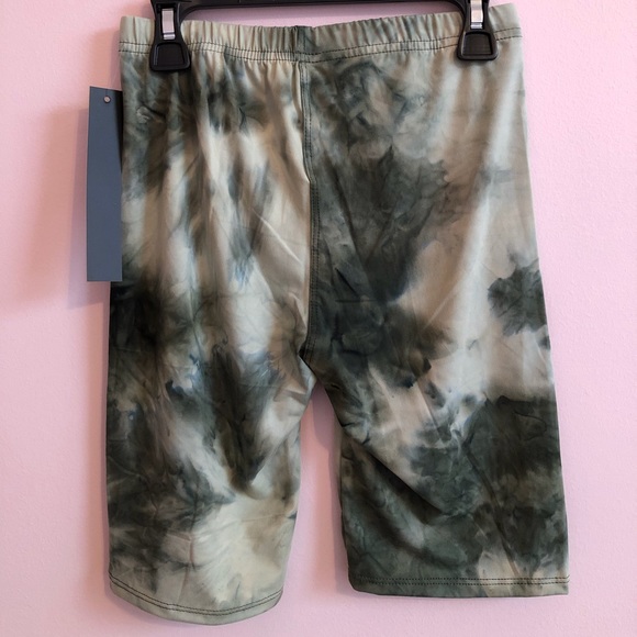 Tie-Dye Biker Shorts - Picture 2 of 7
